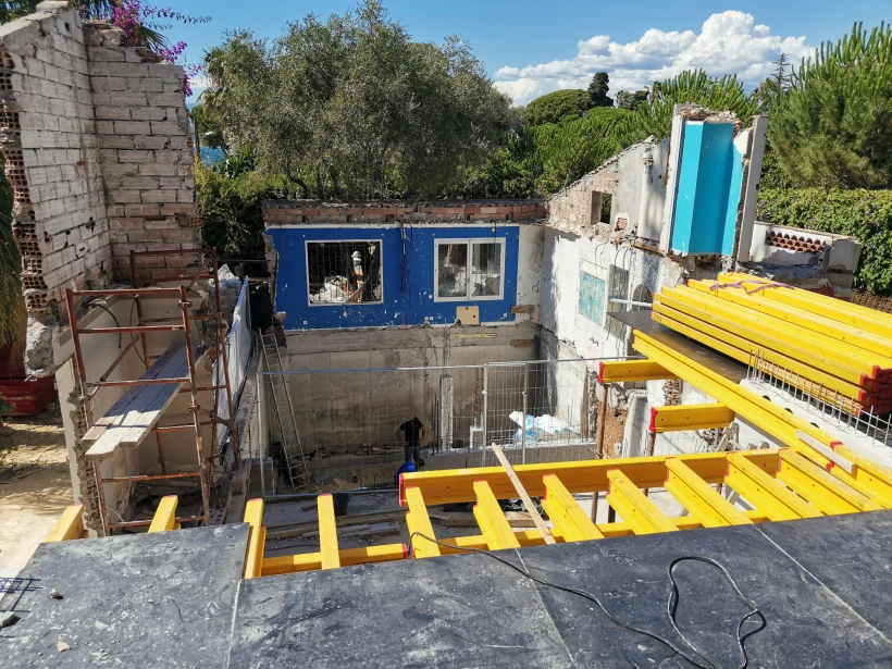 Socam Gros Oeuvre Entreprise De Gros Oeuvre Cannes Transformation Dune Maison Provencale – Cap DAntibes 8