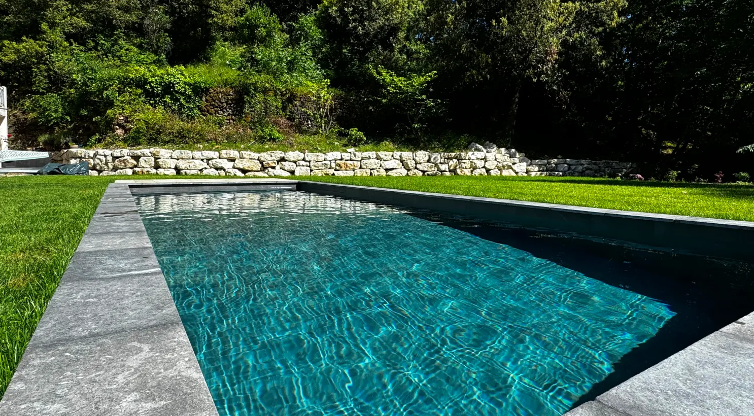 Socam Gros Oeuvre Entreprise De Gros Oeuvre Cannes Une Piscine En Beton Arme Un Investissement Durable