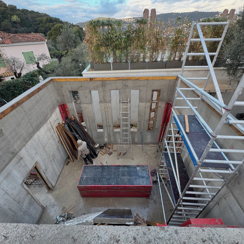 Socam Gros Oeuvre Entreprise De Gros Oeuvre Cannes Construction Dun Ascenseur Voiture 5